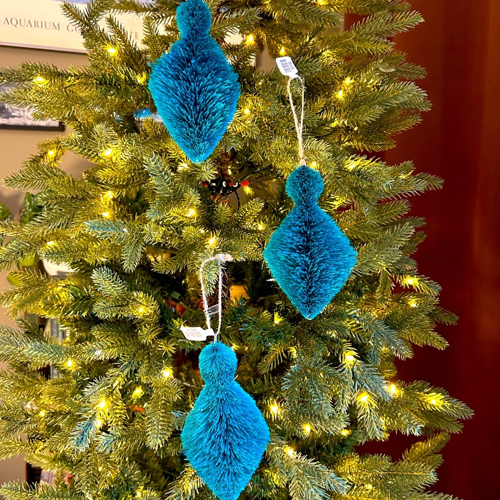 3 Sold Out Anthropologie Terrain buri bottle brush Christmas Holiday Ornaments